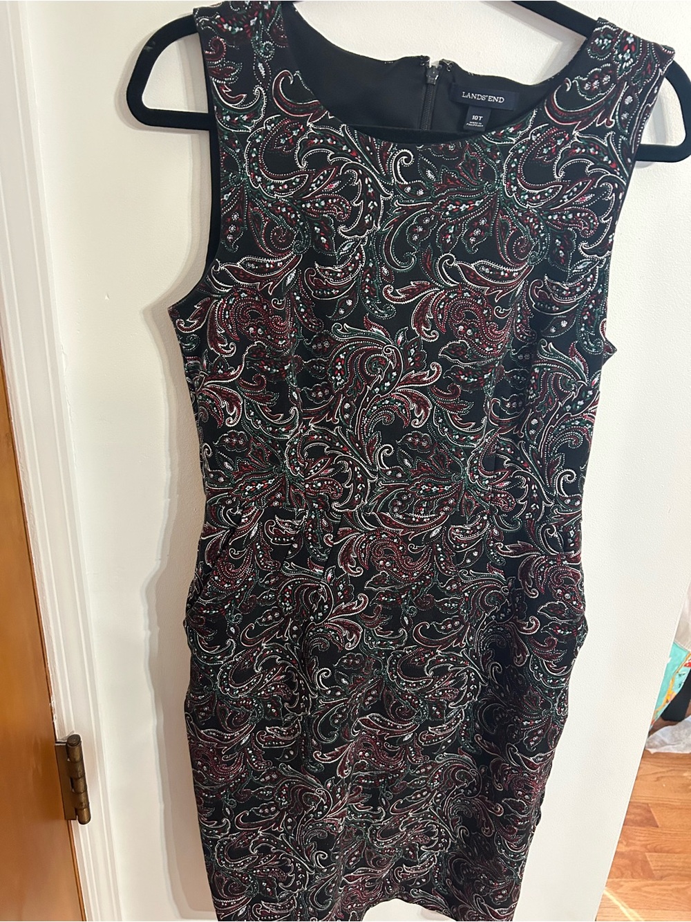 Lands' End Sleeveless Paisley Sheath Dress in Black, Burgundy and Green